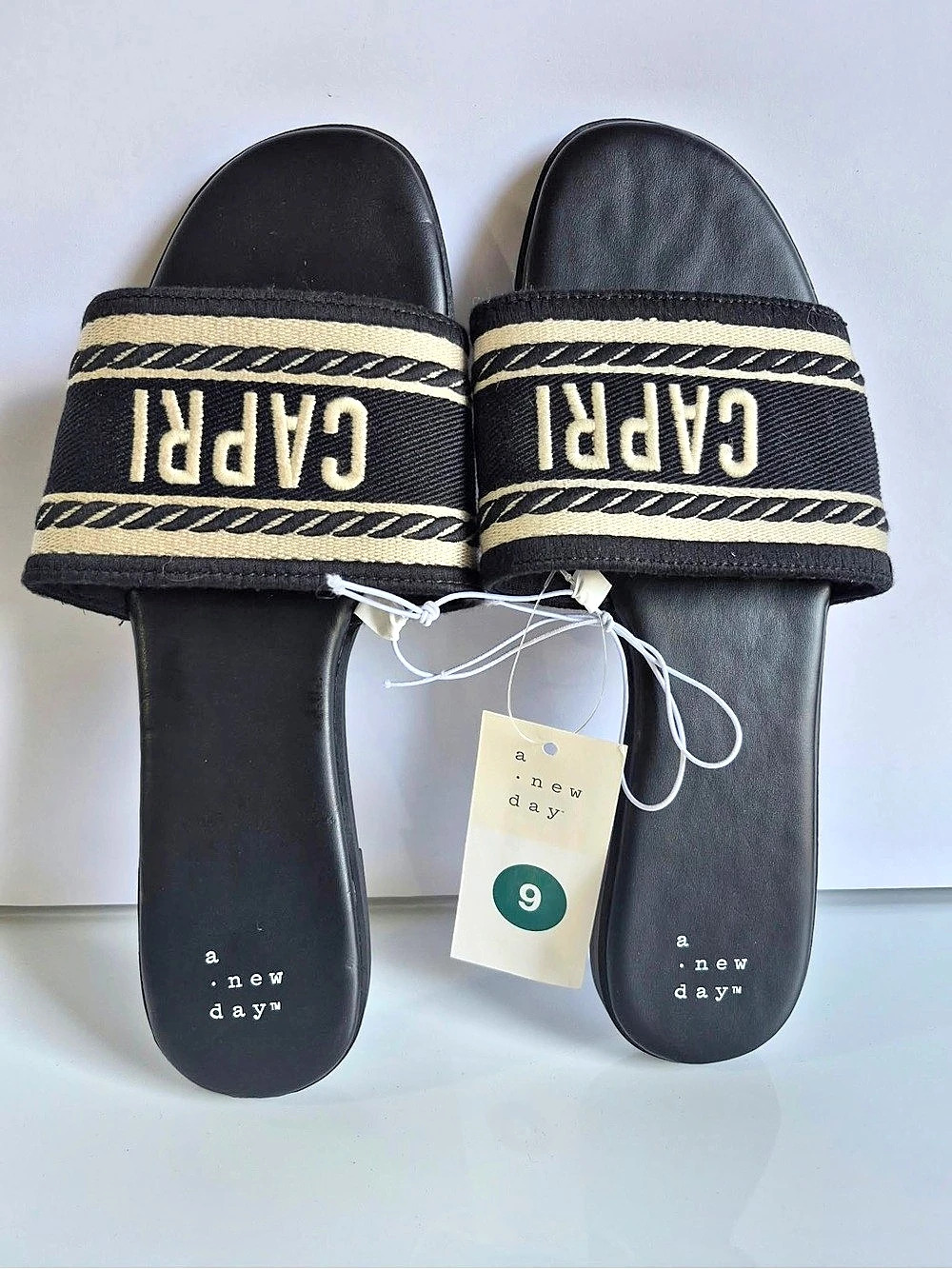 CAPRI Women's Slide Sandals Black US 9 NWT